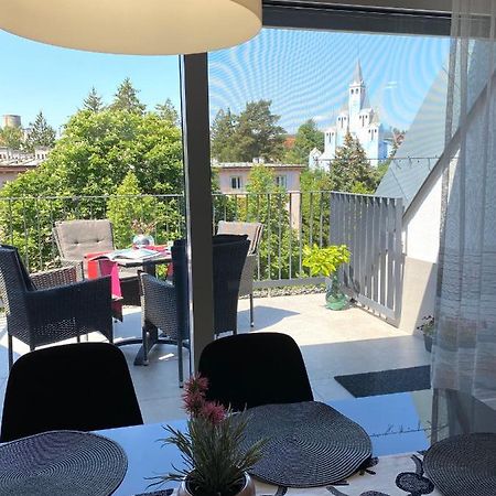 Atrium Apartman Heviz Mit Panoramaterrasse Und Tiefgarage Eksteriør bilde