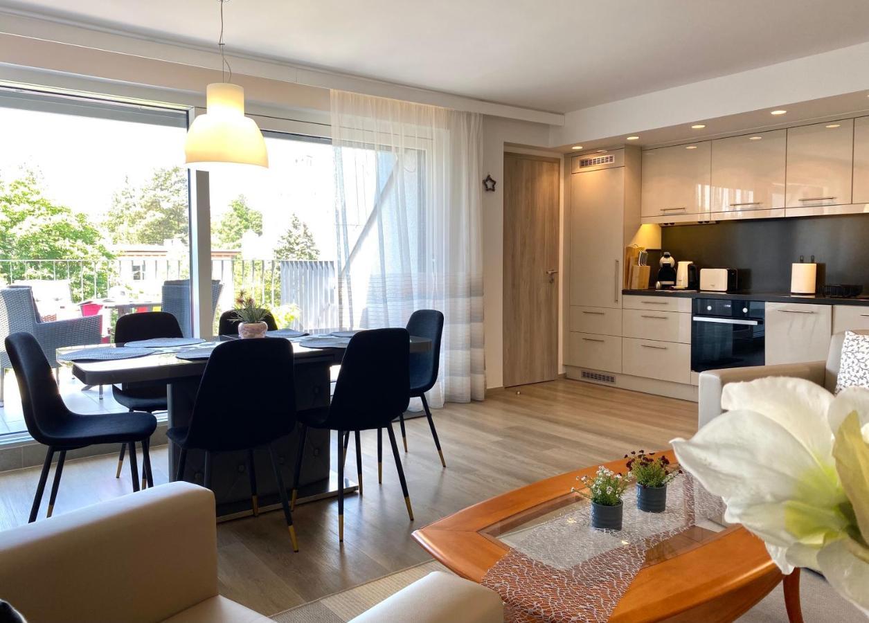 Atrium Apartman Heviz Mit Panoramaterrasse Und Tiefgarage Eksteriør bilde