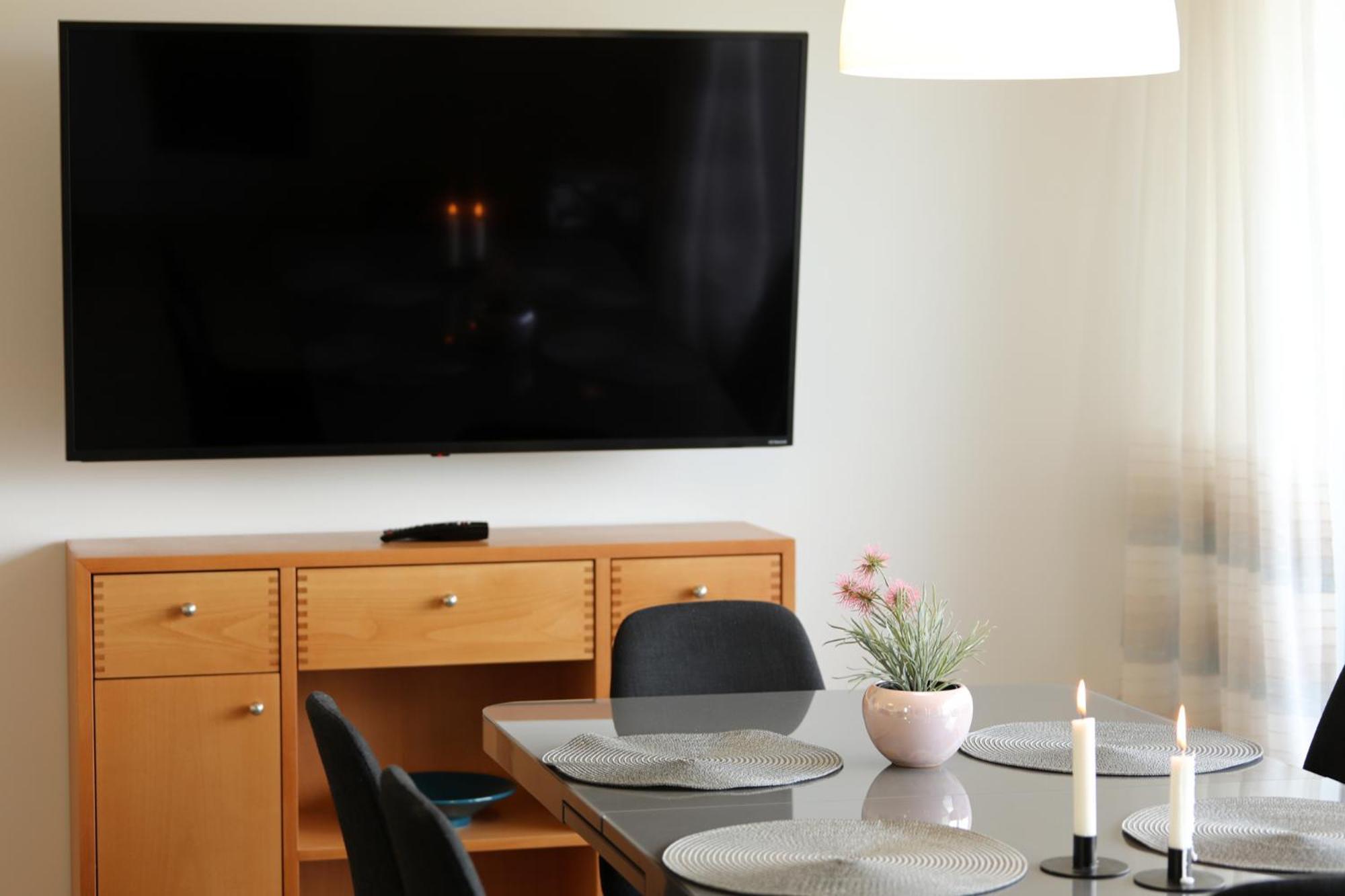 Atrium Apartman Heviz Mit Panoramaterrasse Und Tiefgarage Eksteriør bilde