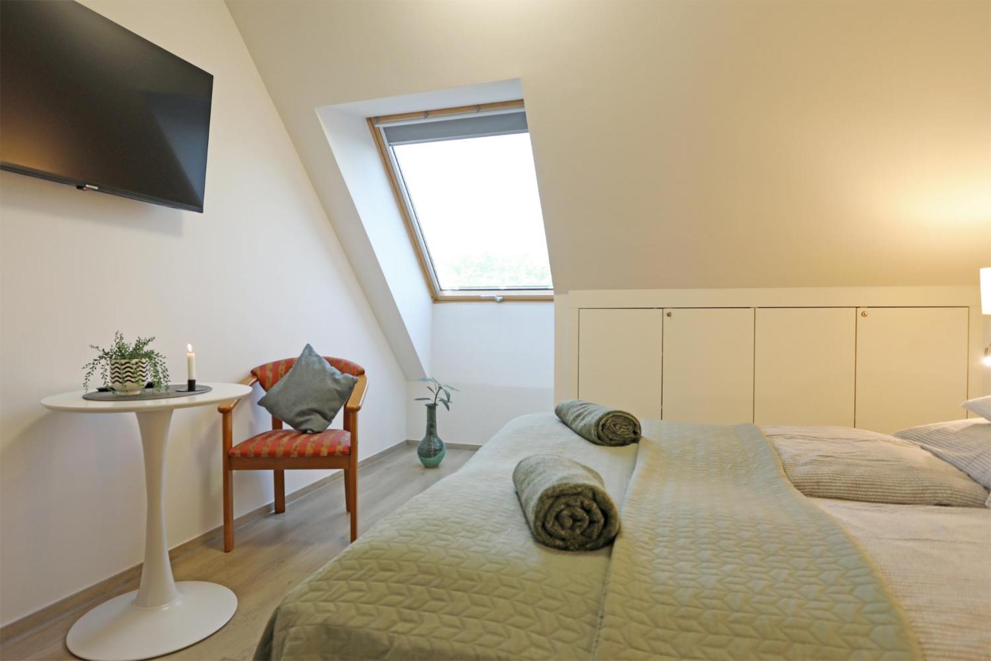 Atrium Apartman Heviz Mit Panoramaterrasse Und Tiefgarage Eksteriør bilde