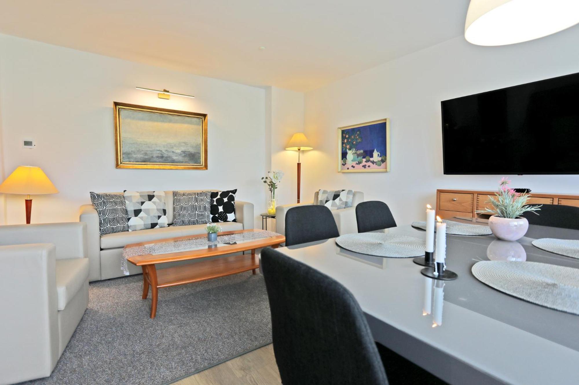 Atrium Apartman Heviz Mit Panoramaterrasse Und Tiefgarage Eksteriør bilde