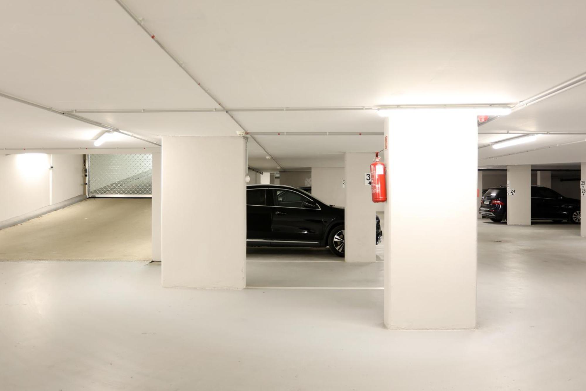 Atrium Apartman Heviz Mit Panoramaterrasse Und Tiefgarage Eksteriør bilde